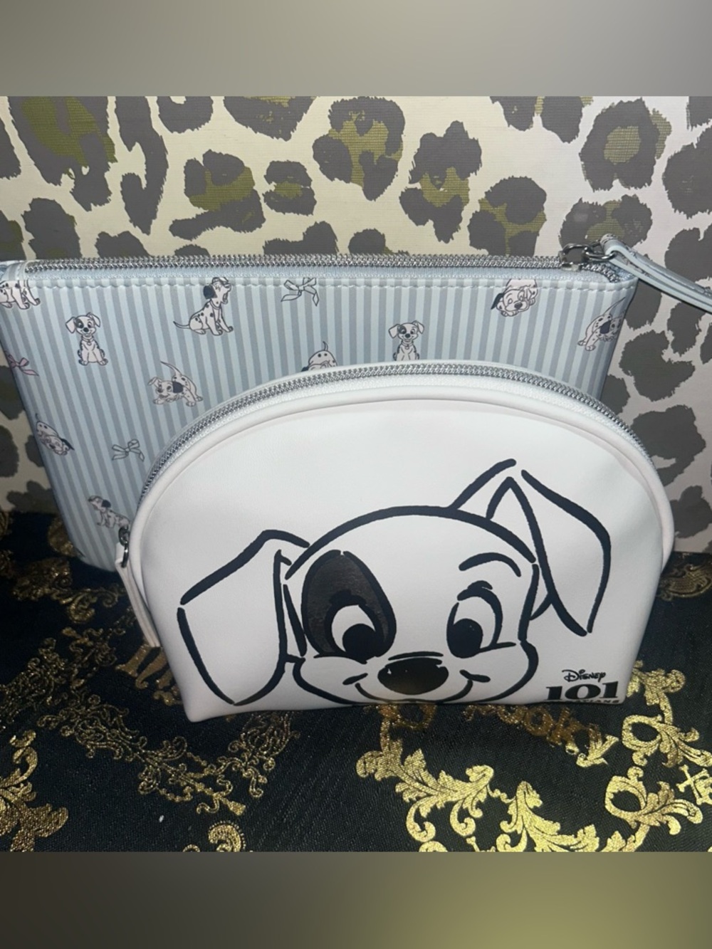 Disney’s 101 Dalmatians 3 In 1 Makeup Bag
3-in-1 101 Dalmatians makeup bag - Picture 6 of 12